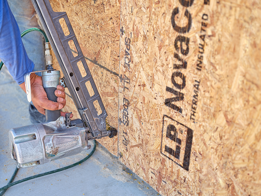 lp-novacore-thermal-insulated-panel-nail-gun