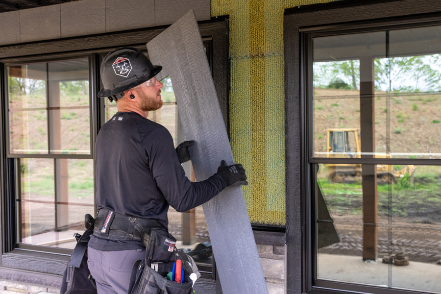 kyle stumpenhorst installing lp smartside siding